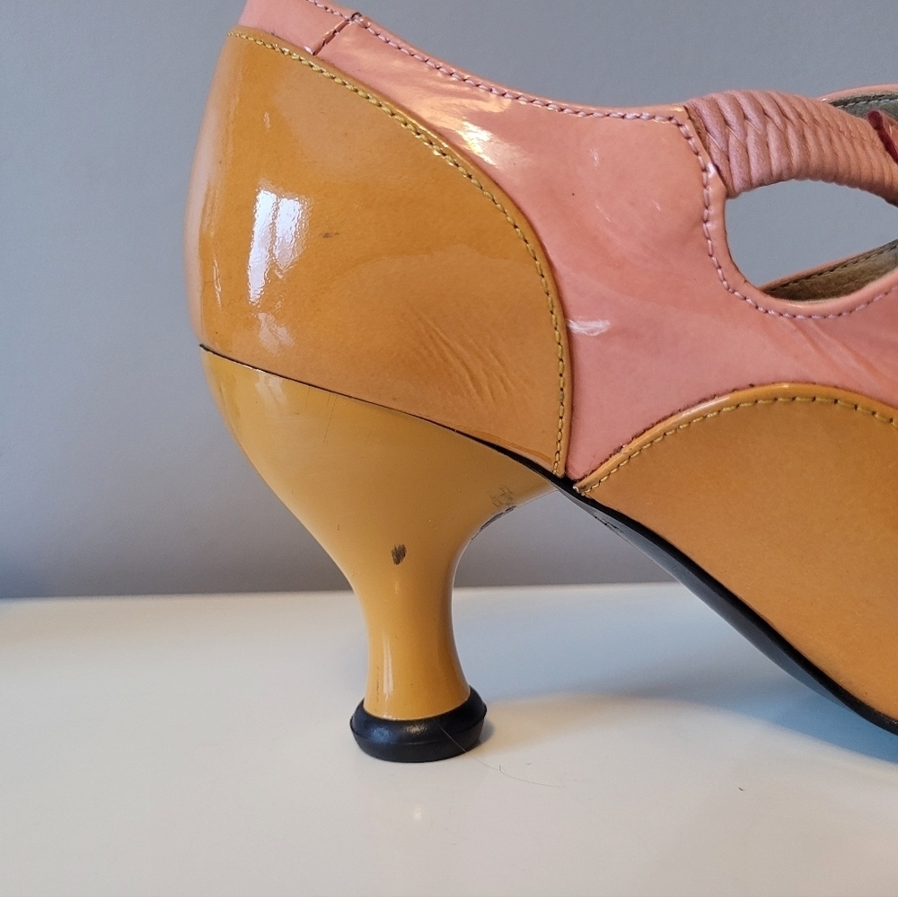 Fluevog Bellevue Pearl Hart Criss Crossed Mary Jane Heel, GUC, Size 7.5 - Picture 9 of 16